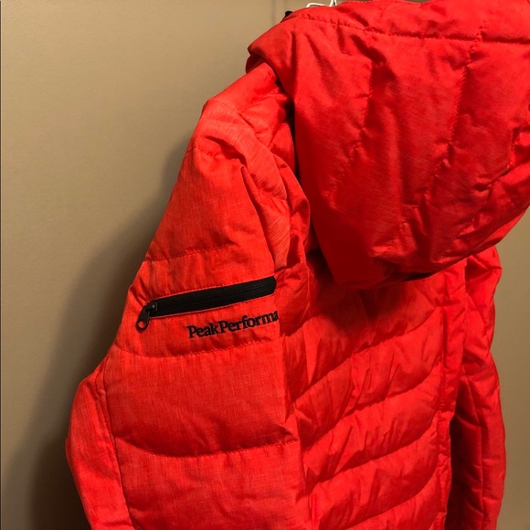 Peak Performance Blackburn Down Jacket Size Small - Picture 4 of 7